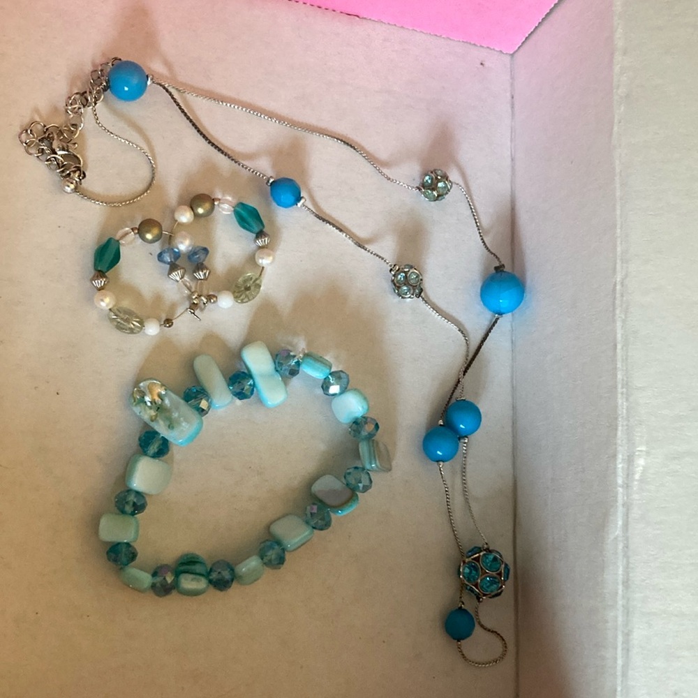 Blue Beaded Jewelry Set